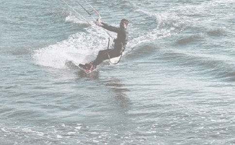 夏季冲浪的注意事项