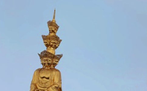 《峨眉山月歌》优美翻译及赏析