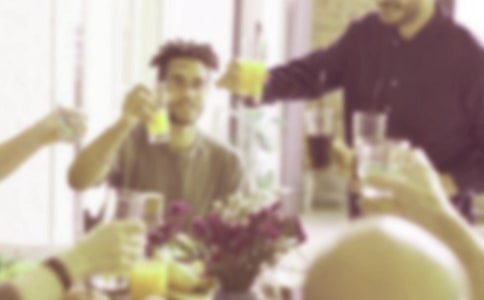 超市年度酒会上对获奖员工的感谢发言稿