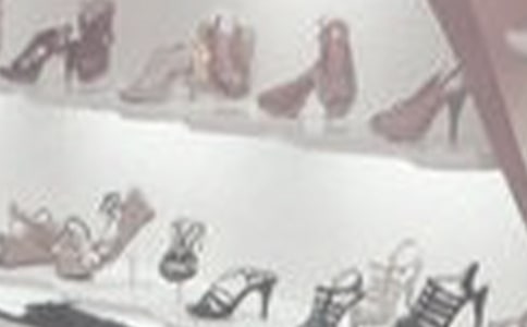 跑得快鞋店作文