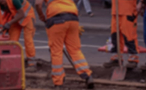 应聘电力工业职位的英文自我介绍范文